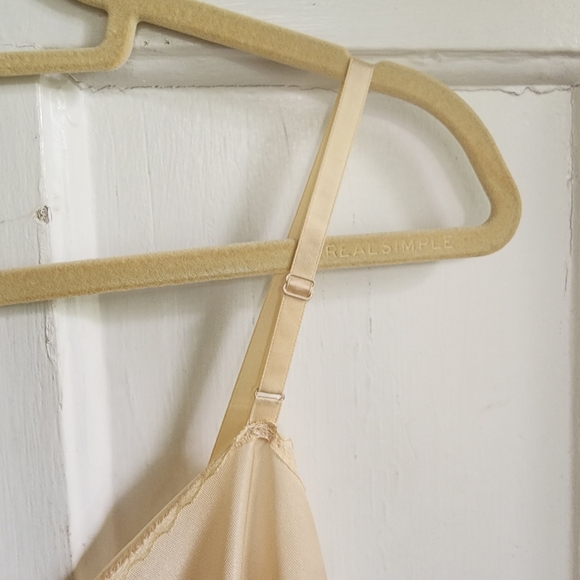 Vintage Vanity Fair Nylon Full Slip - Picture 3 of 7